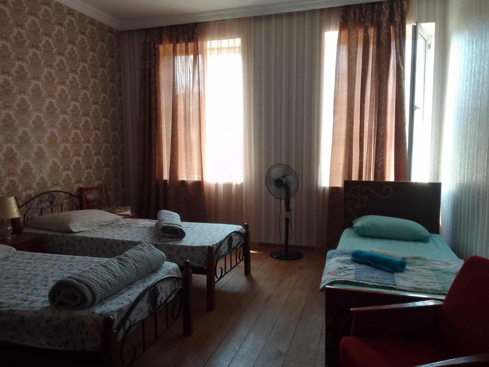 Natia Hotell Telavi Eksteriør bilde